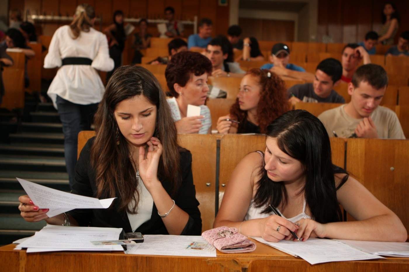 Cum să alegi facultatea potrivită pentru cariera ta